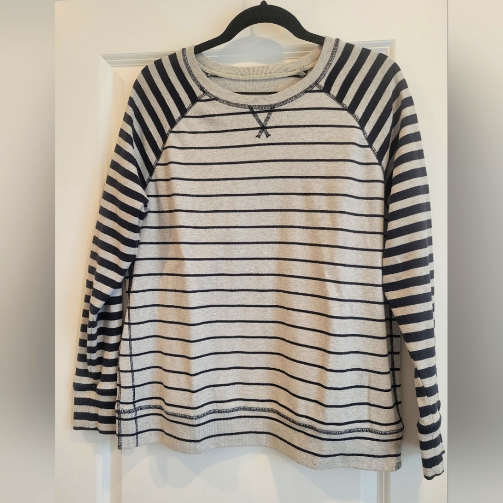 Women's Eddie Bauer Legendwash Sweatshirt